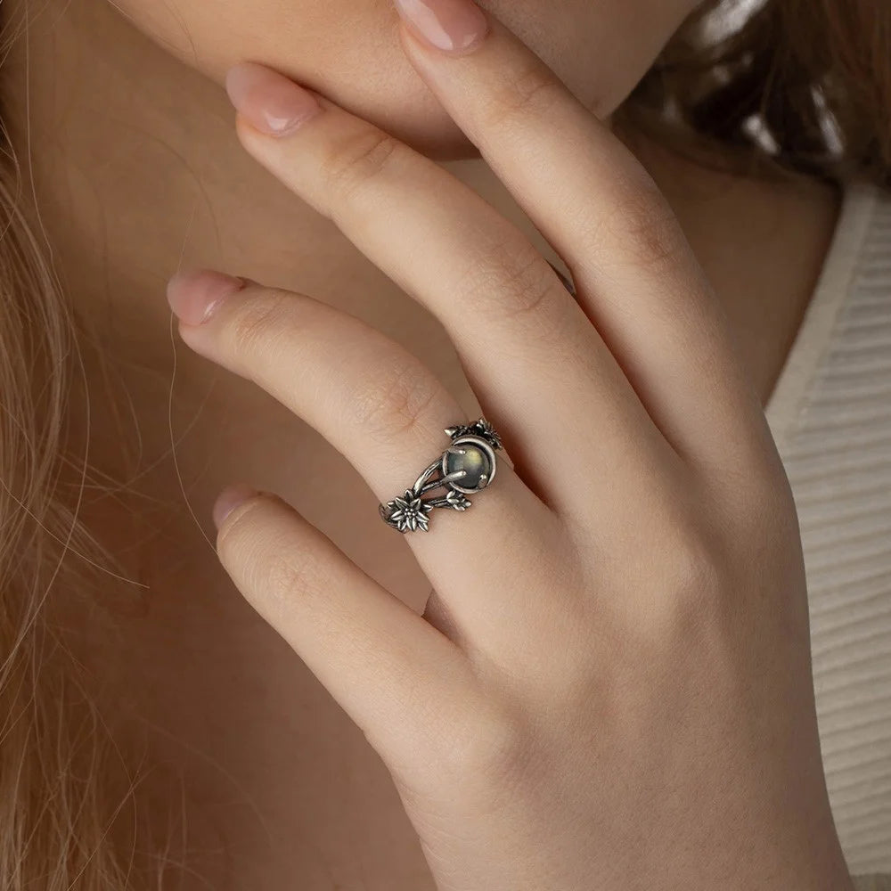 Vintage Branches Moonstone Ring