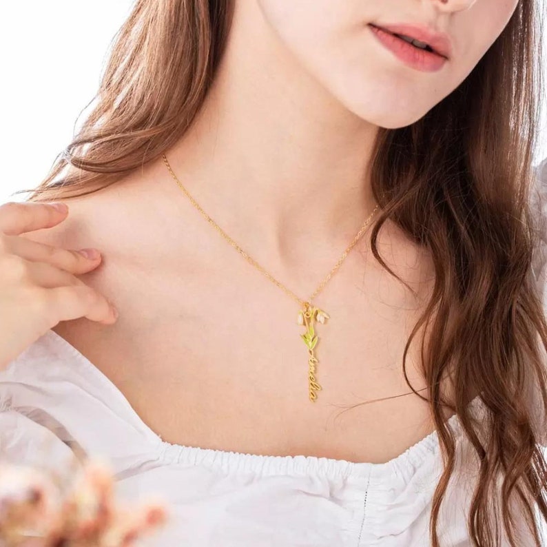 Personalized Birth Flower Name Necklace