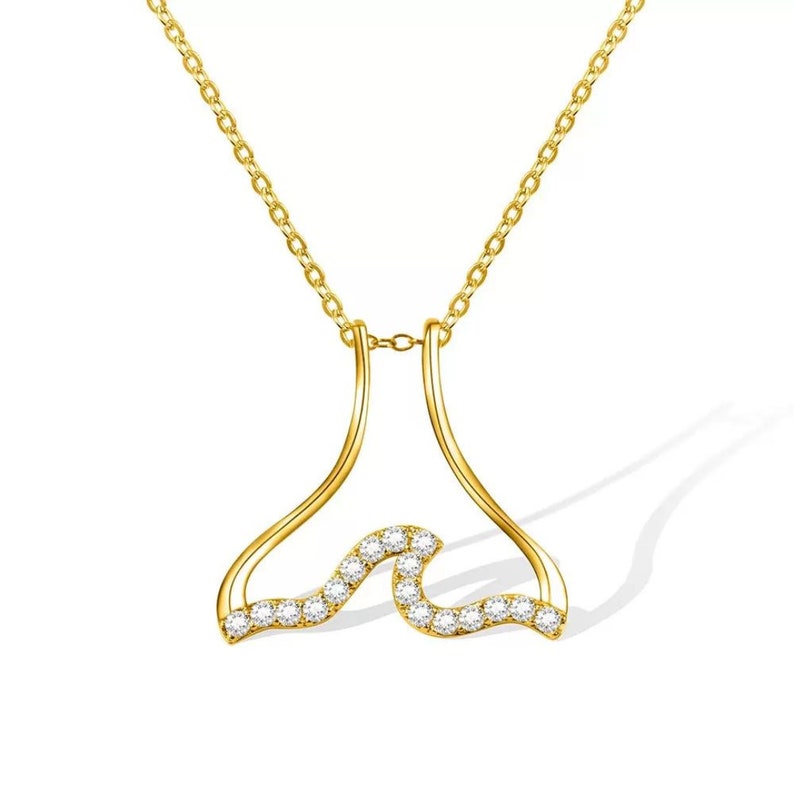 Wave Ring Holder Necklace with Zircona Crystals
