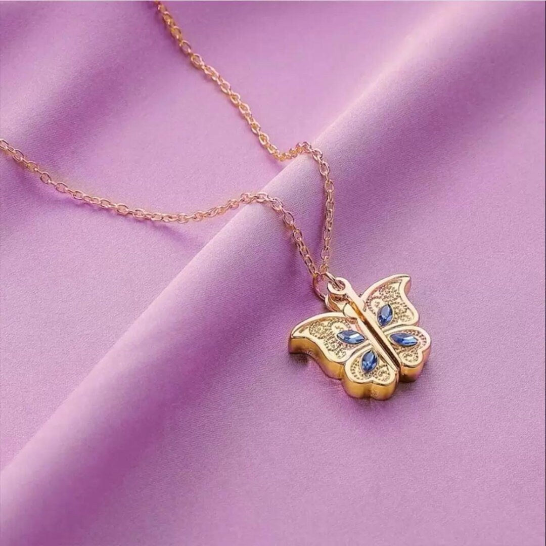 Personalized Butterfly Opening Locket Necklace with Heart
