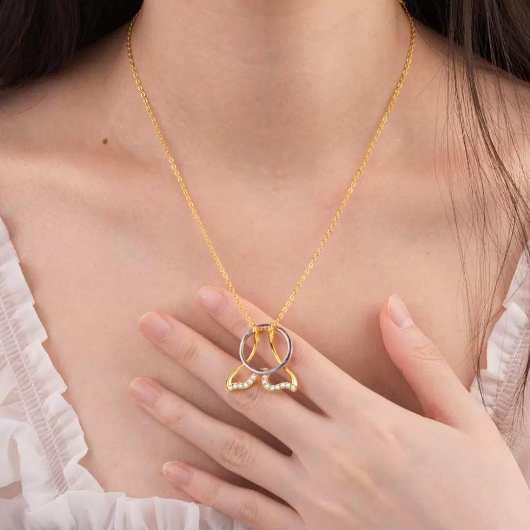 Wave Ring Holder Necklace with Zircona Crystals