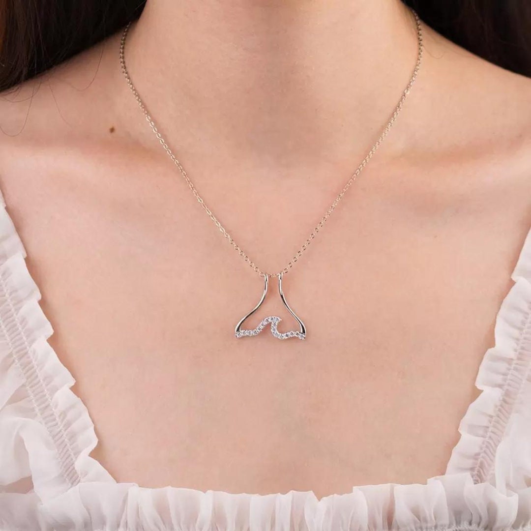 Wave Ring Holder Necklace with Zircona Crystals