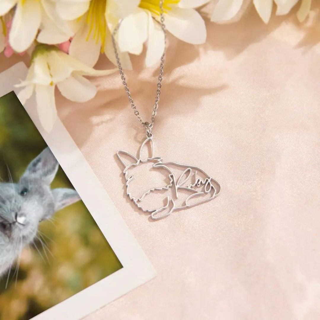 Animal Line Drawing Necklace with Custom Name