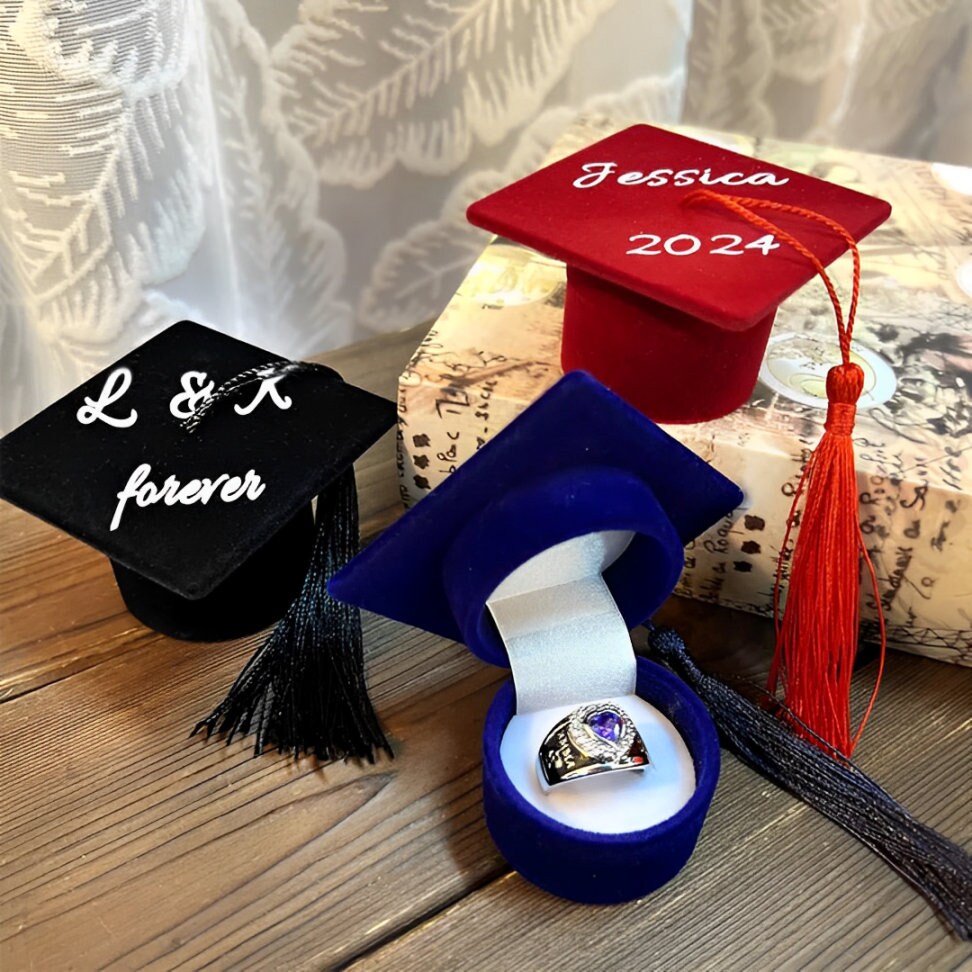 Custom Name Graduation Hat Ring Box