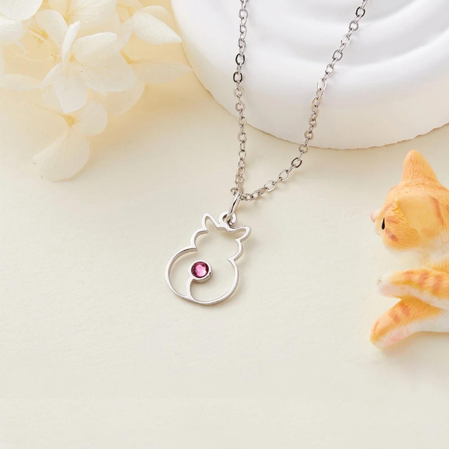 Personalized Cat Silhouette Necklace with Birthstone
