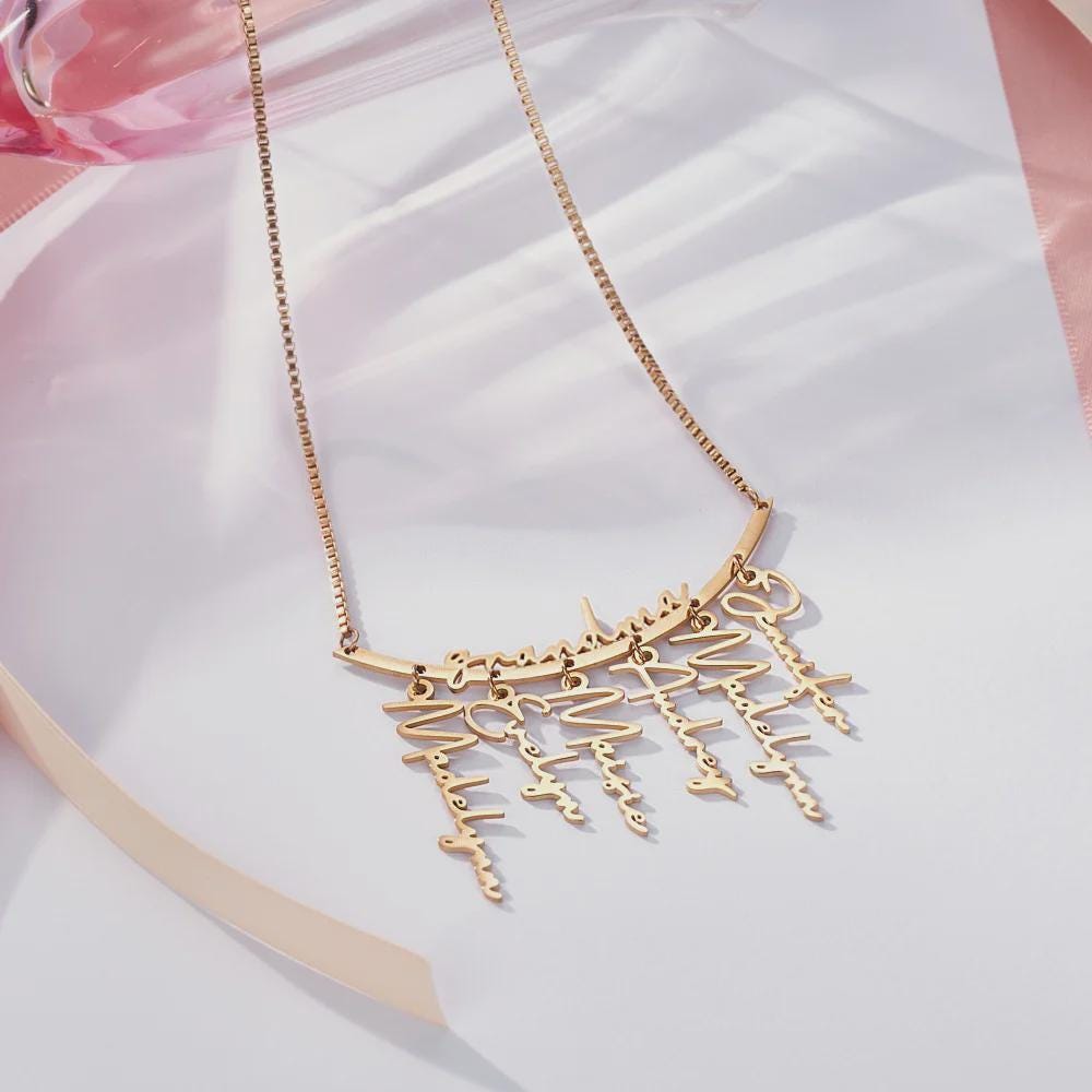 Multiple Name Mama Necklace with All Kids’ Names