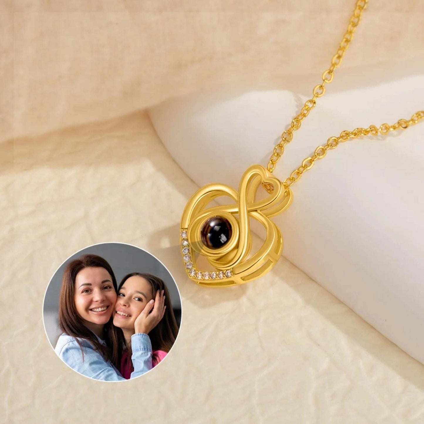 Personalisierte Fotoprojektionskette mit ineinander verschlungenen Herzen, Liebes-Fotoschmuck, Geschenk zum Geburtstag, Jahrestag, Valentinstag, für Sie