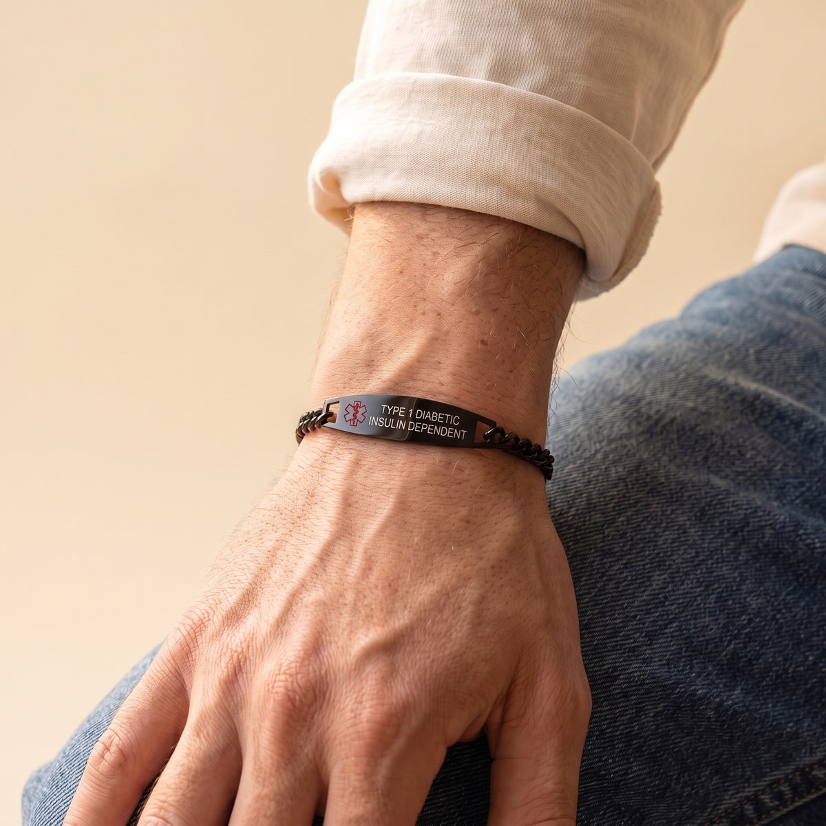 Bracciale con piastrina di identificazione medica personalizzata