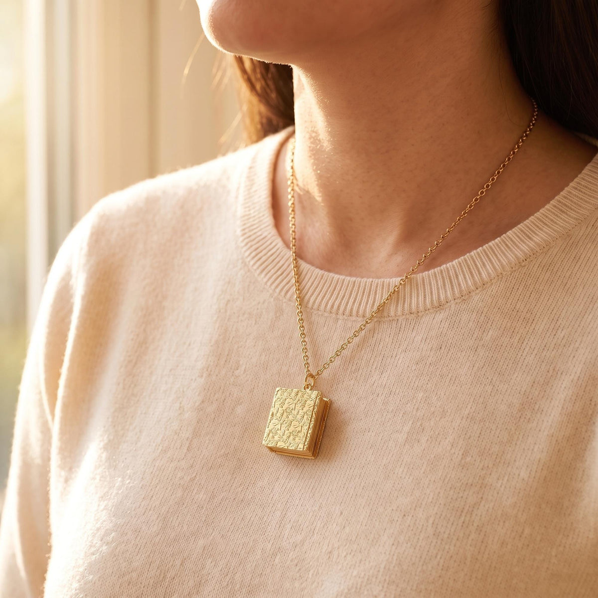 Personalized Photo Album Locket Necklace with Engraving photo 5