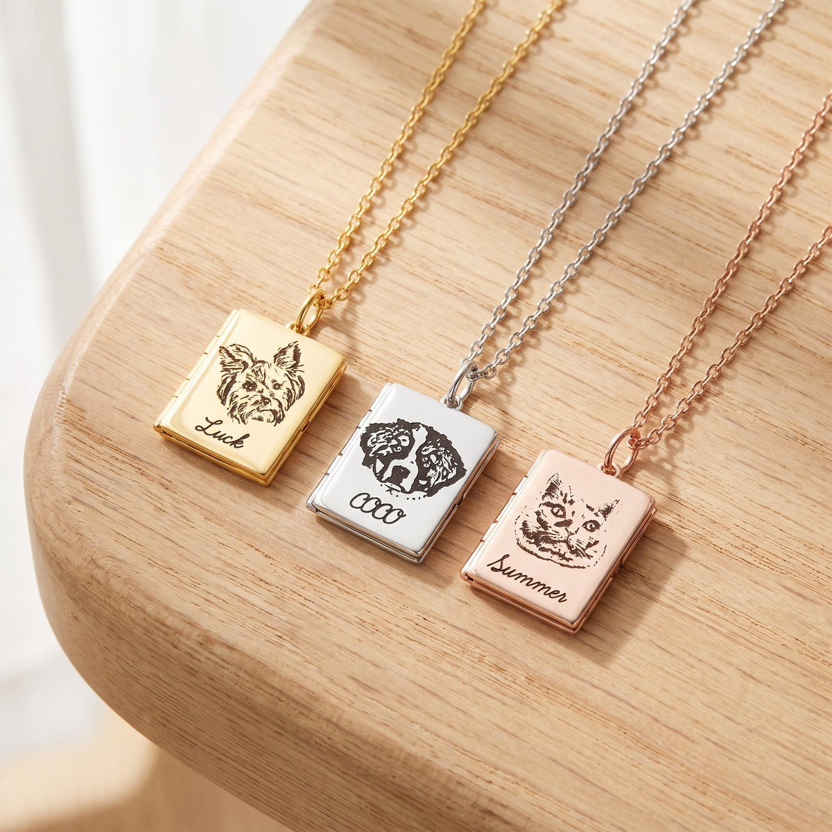 Collier médaillon avec portrait d'animal de compagnie, médaillon livre photo personnalisé pour chien ou chat, bijou commémoratif gravé sur mesure, cadeau pour amoureuse des chiens et des chats