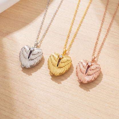 Médaillon urne ailes d'ange, collier photo de crémation personnalisé, souvenir commémoratif gravé pour cendres, cadeau de sympathie pour la perte d'un bébé, d'un animal de compagnie ou d'une maman