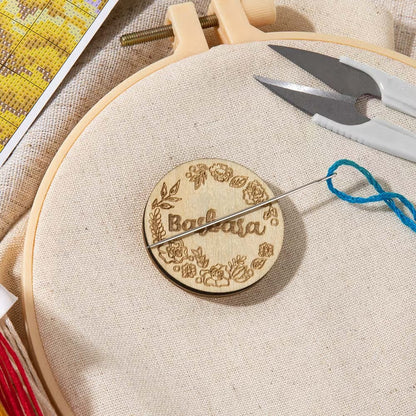 Personalized Floral Magnetic Needle Minder