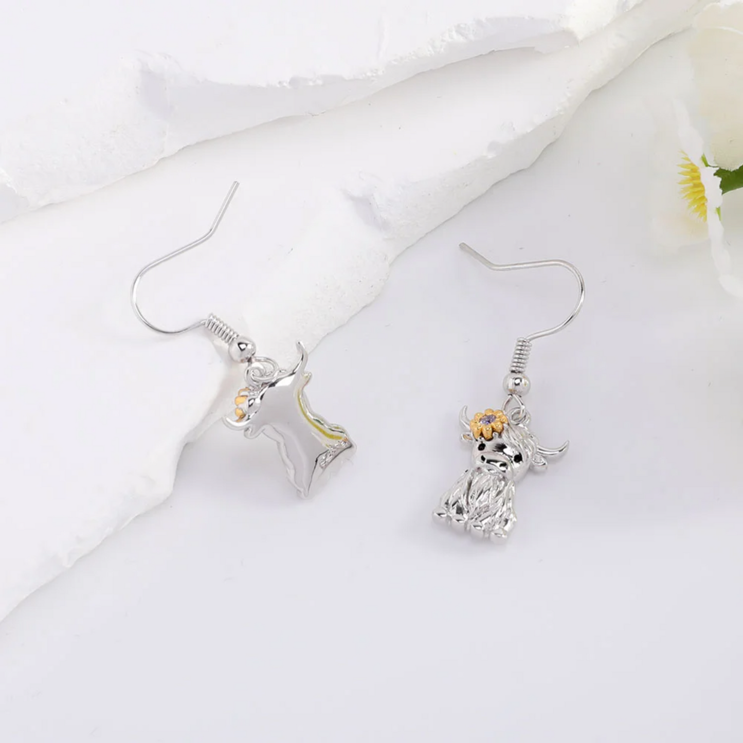 Birthstone Floral Highland Cow Earrings