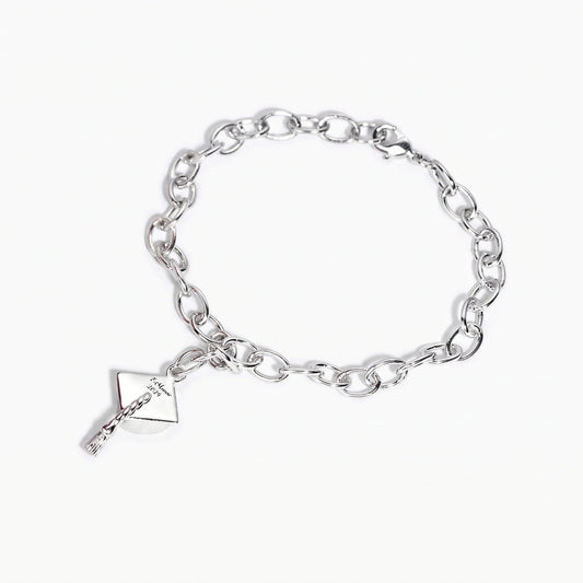 personalized mortarboard graduation cap bracelet with custom name year engraving graduation charm bracelet graduation gift for daughter