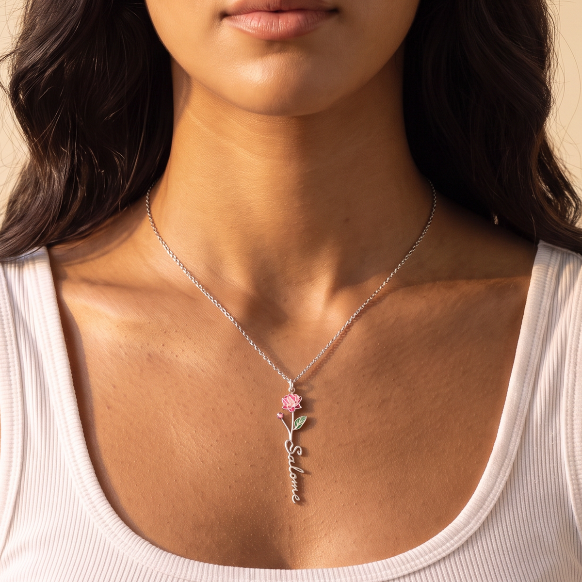 Collana con nome e fiore del mese di nascita personalizzata