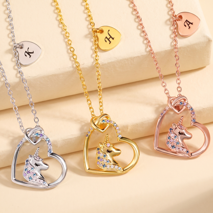 Collana cuore unicorno con iniziale personalizzata