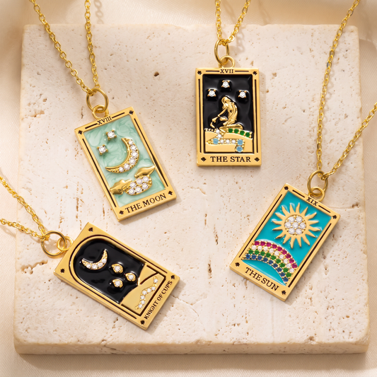 Halsband med tarotkort