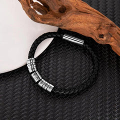 Personalisiertes geflochtenes Armband mit Namen