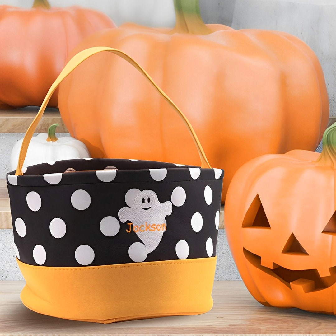 Personalisierter Halloween-Korb – Bella Olivia Gifts