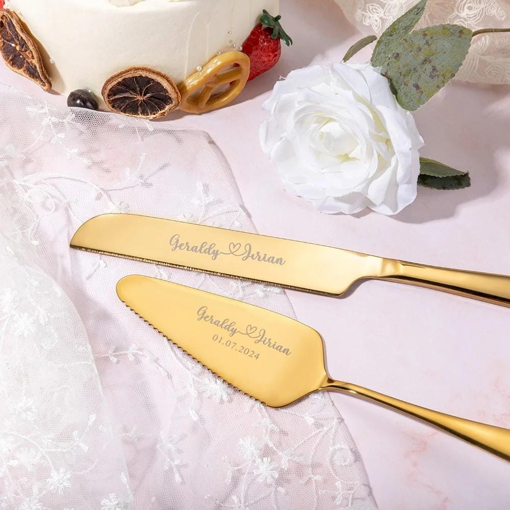 Personalized Wedding Cake Cutting Set (2PCS)