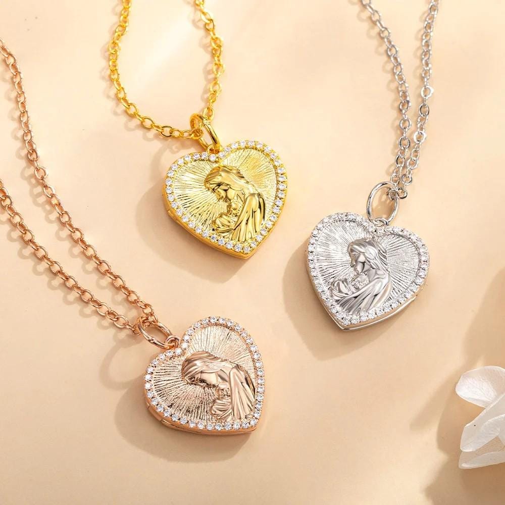 Personalized 3D Embossed Maternal Love Heart Necklace