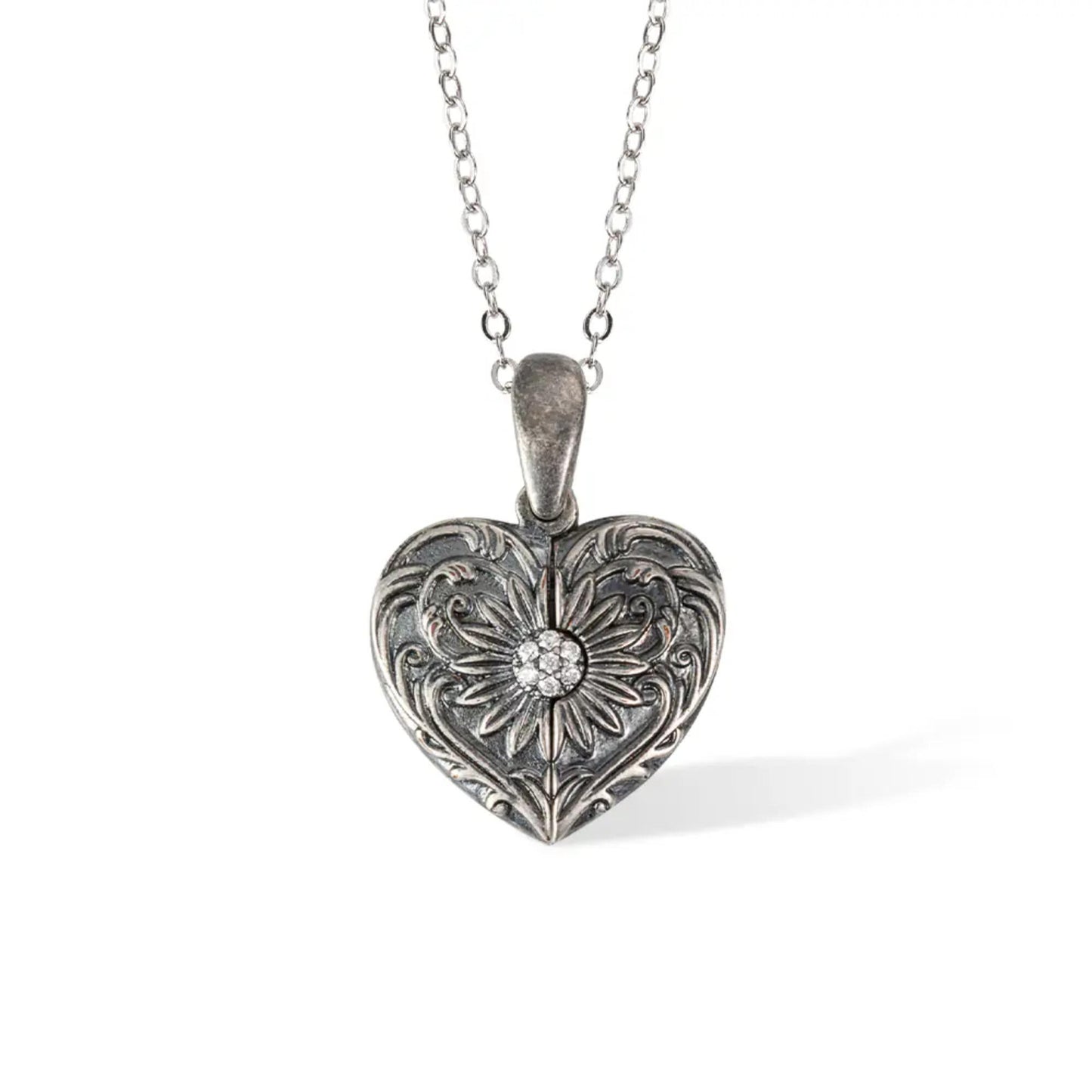 Custom Vintage Photo Locket Necklace with Heart Wings