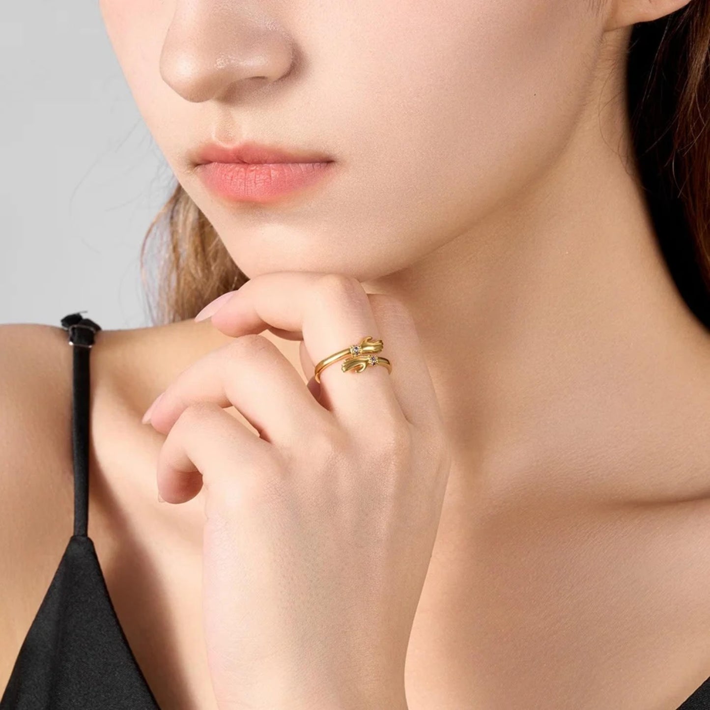 Personalized Birthstone Hug Ring with Inner Engraving