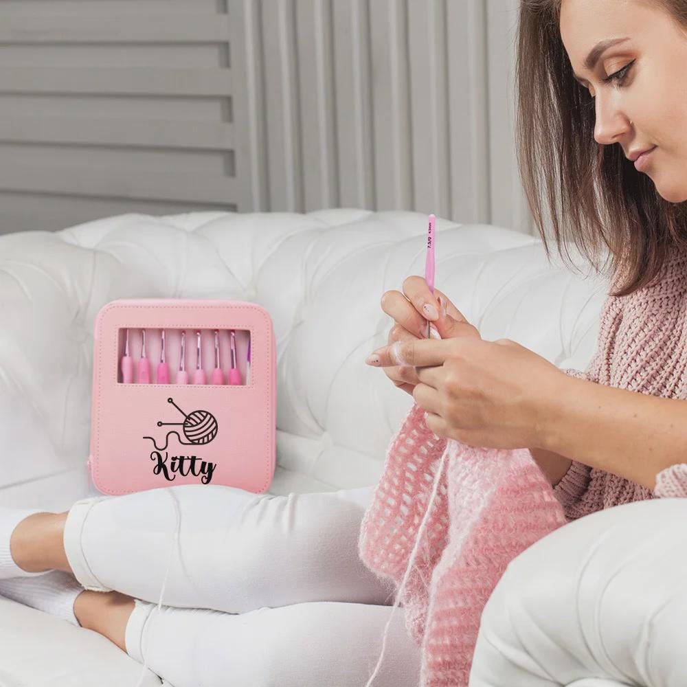 Set of 9 Personalized Crochet Hooks with Pouch Holder