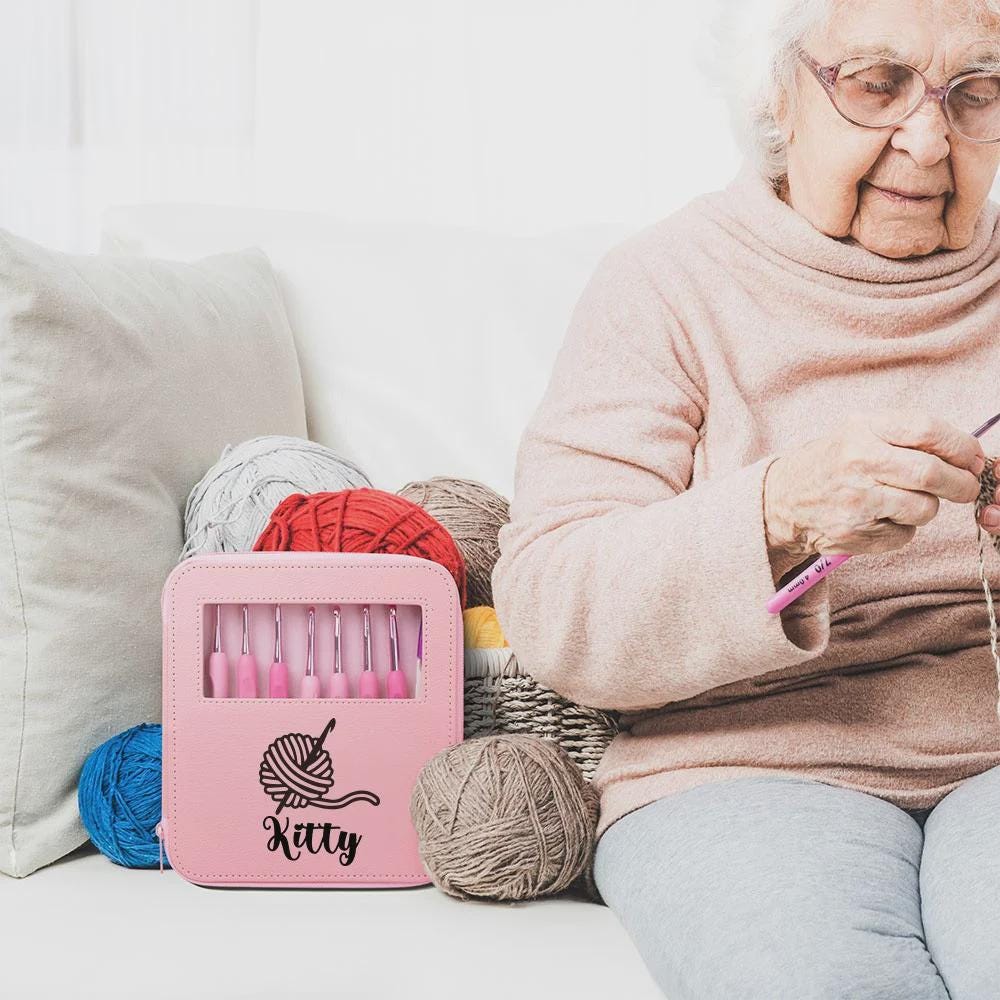 Set of 9 Personalized Crochet Hooks with Pouch Holder