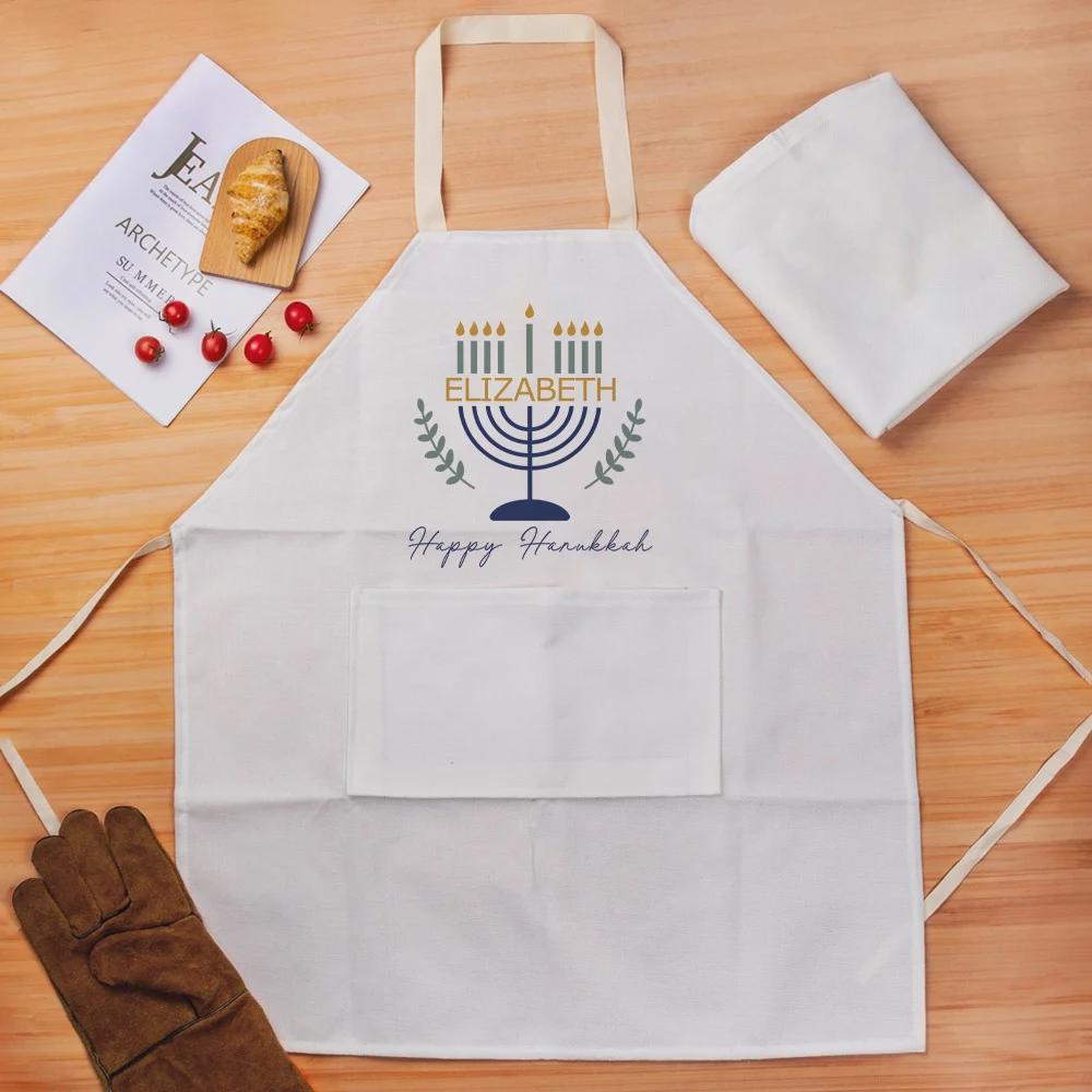 Personalisierte Menora-Küchenschürze mit Namensaufdruck, wasserdichte Schürze mit Tasche, ideales Geschenk zu Chanukka und Weihnachten für Kochbegeisterte und die ganze Familie.