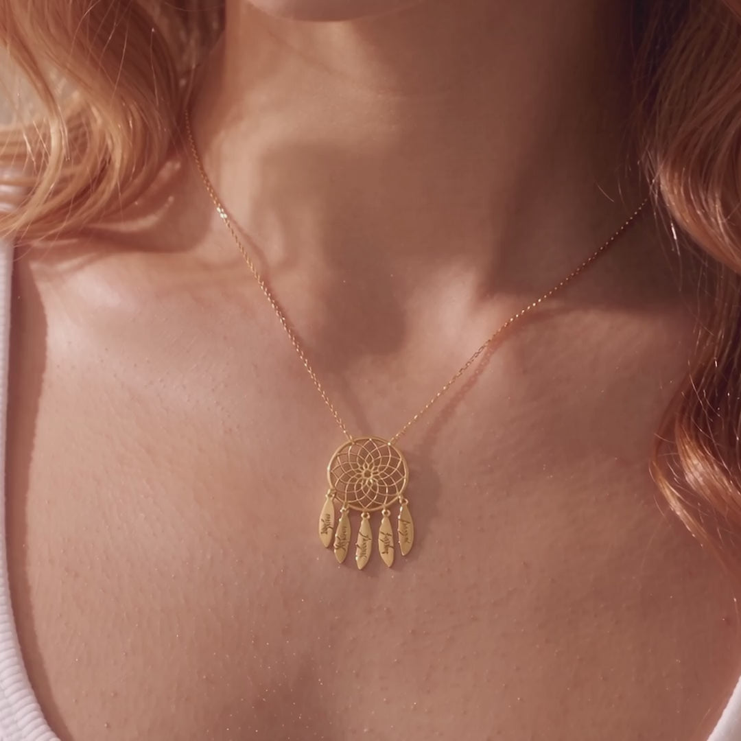 Personalized Dreamcatcher Necklace with Names, Family Feather Necklace video