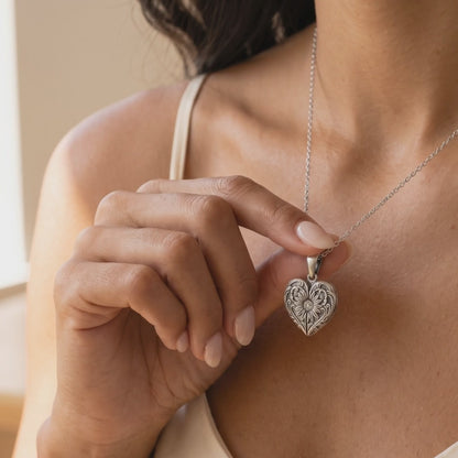 Vintage Heart Photo Locket with Wings