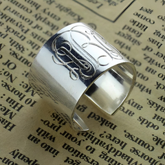 Manschettenring mit individuellem Monogramm